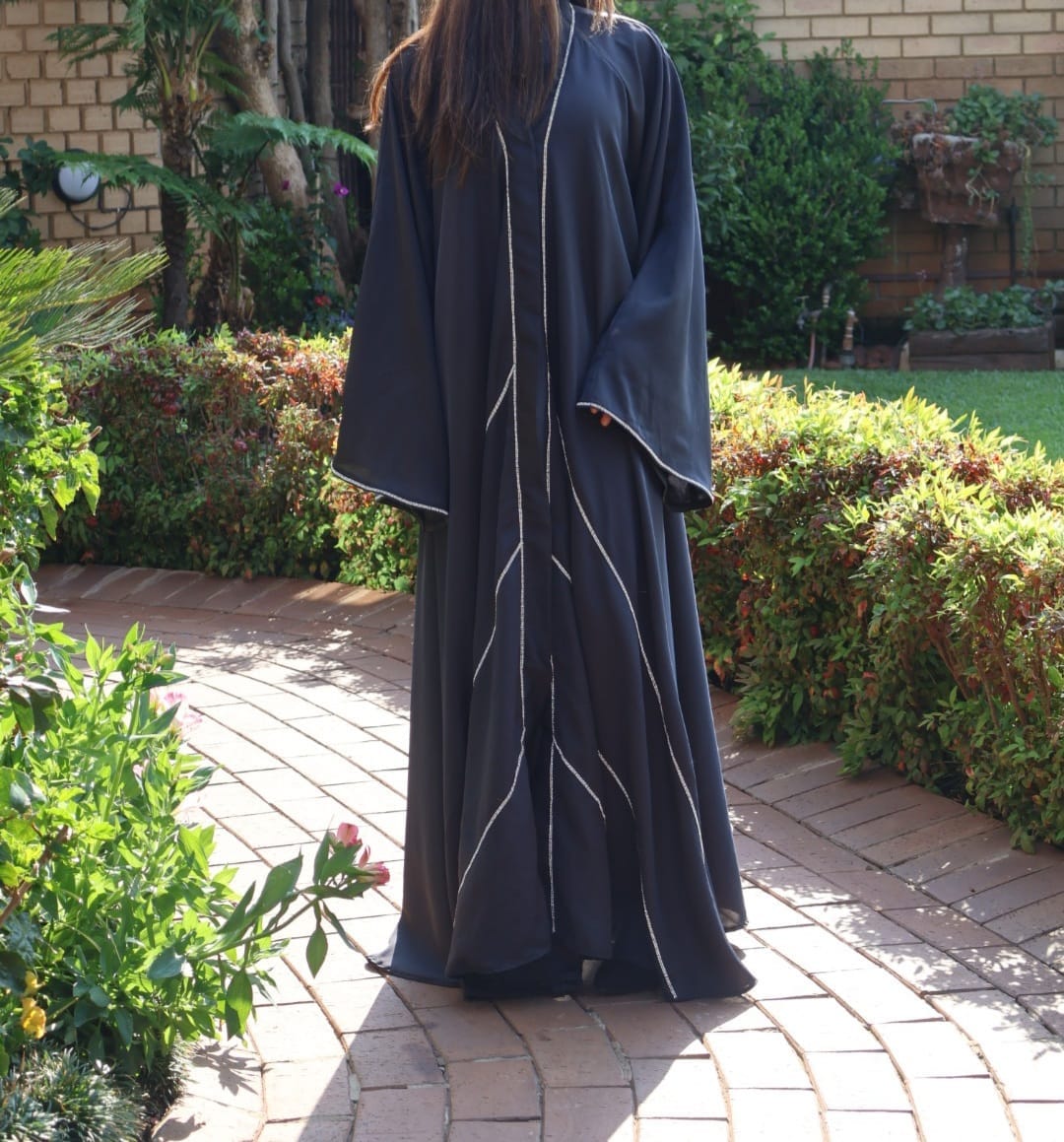Zoom Nida Abaya | Charcoal Black